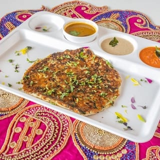 Vegetable Utthapam